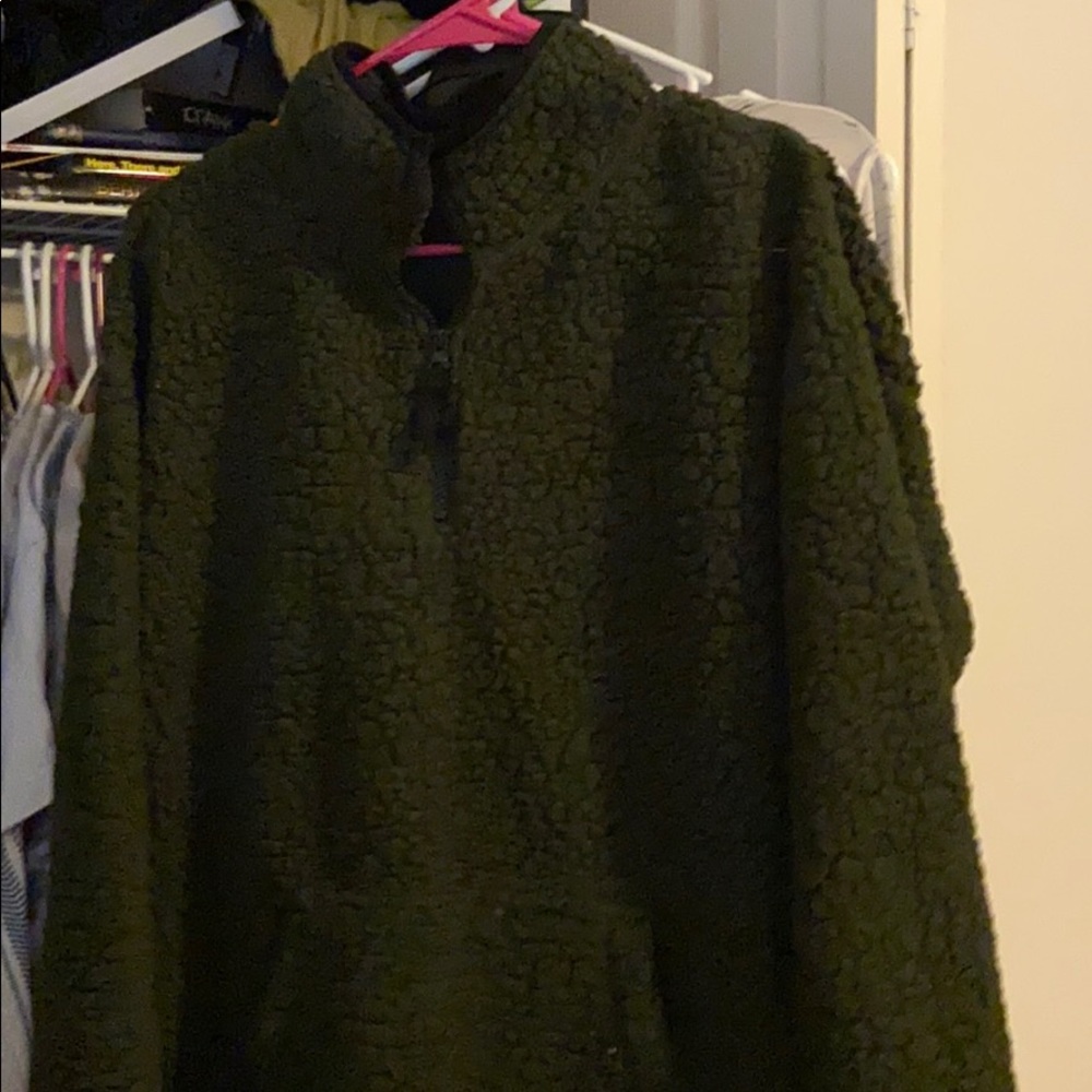 Fleece pullover